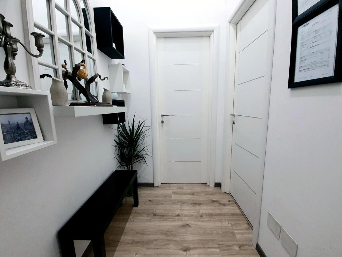 New Rome House Panzió Kültér fotó