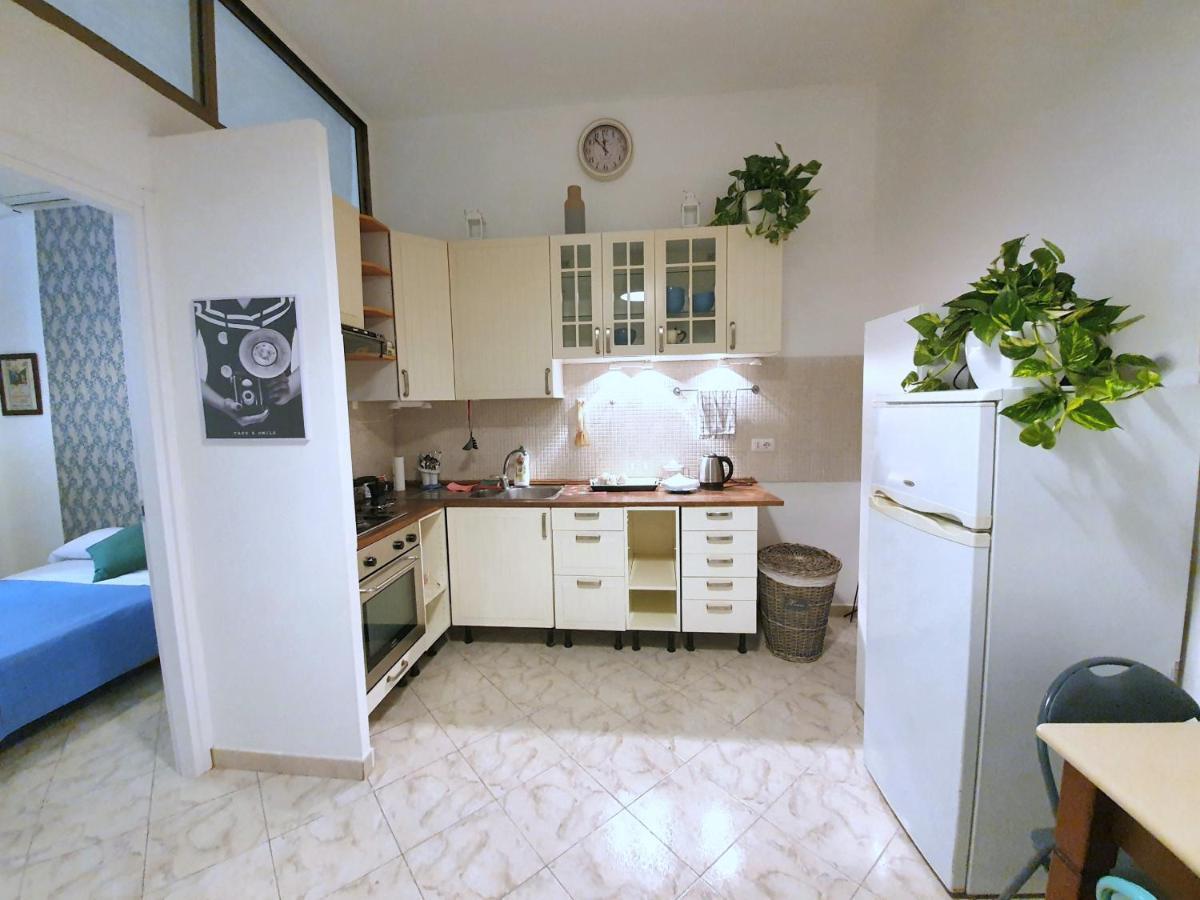 New Rome House Panzió Kültér fotó